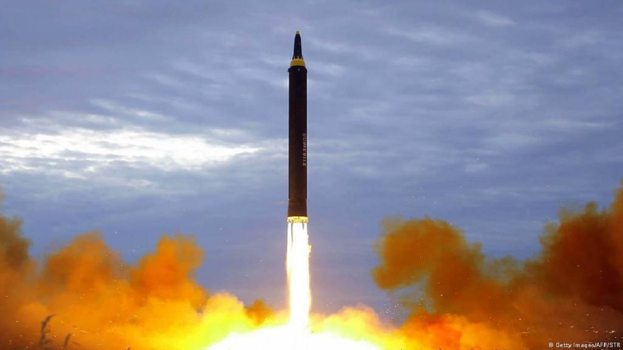 Çfarë po ndodh  Koreja Veriore lëshon raketë balistike mbi Japoni