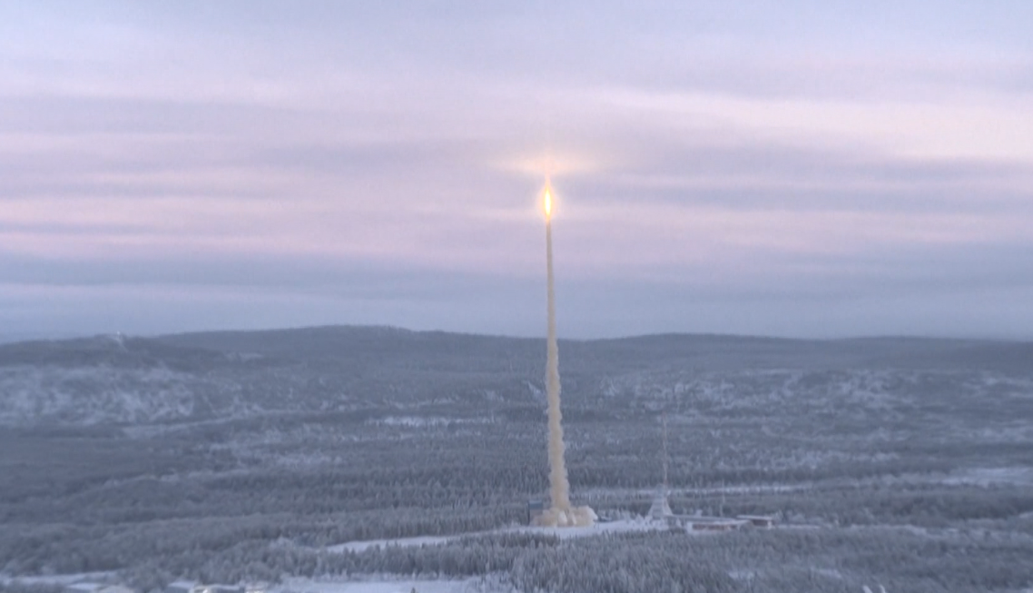 Satelit nga Arktiku  Qendra Hapësinore tenton lëshimin e parë nga Europa