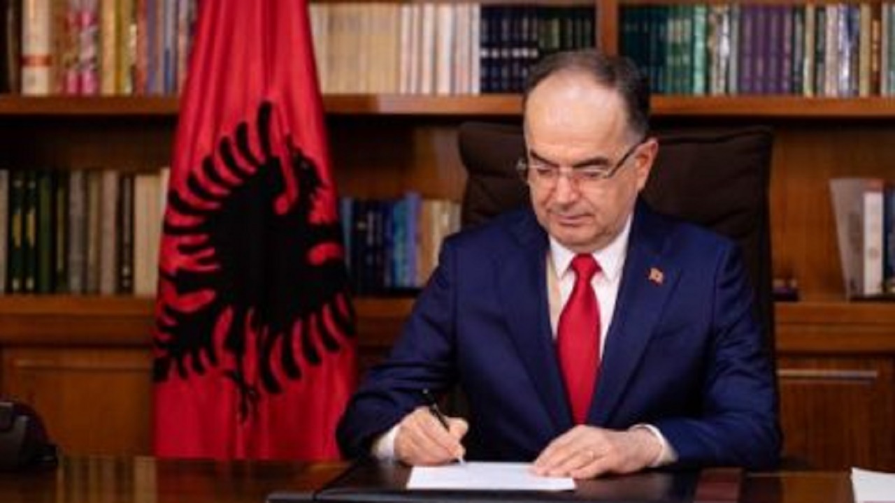 Begaj dekreton ambasadorët e rinj