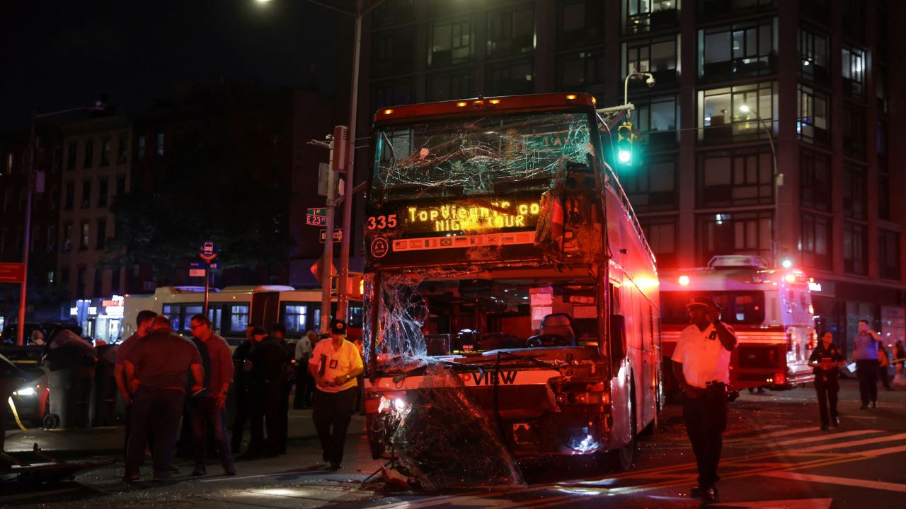 Përplasen autobusët në New York, 18 të plagosur