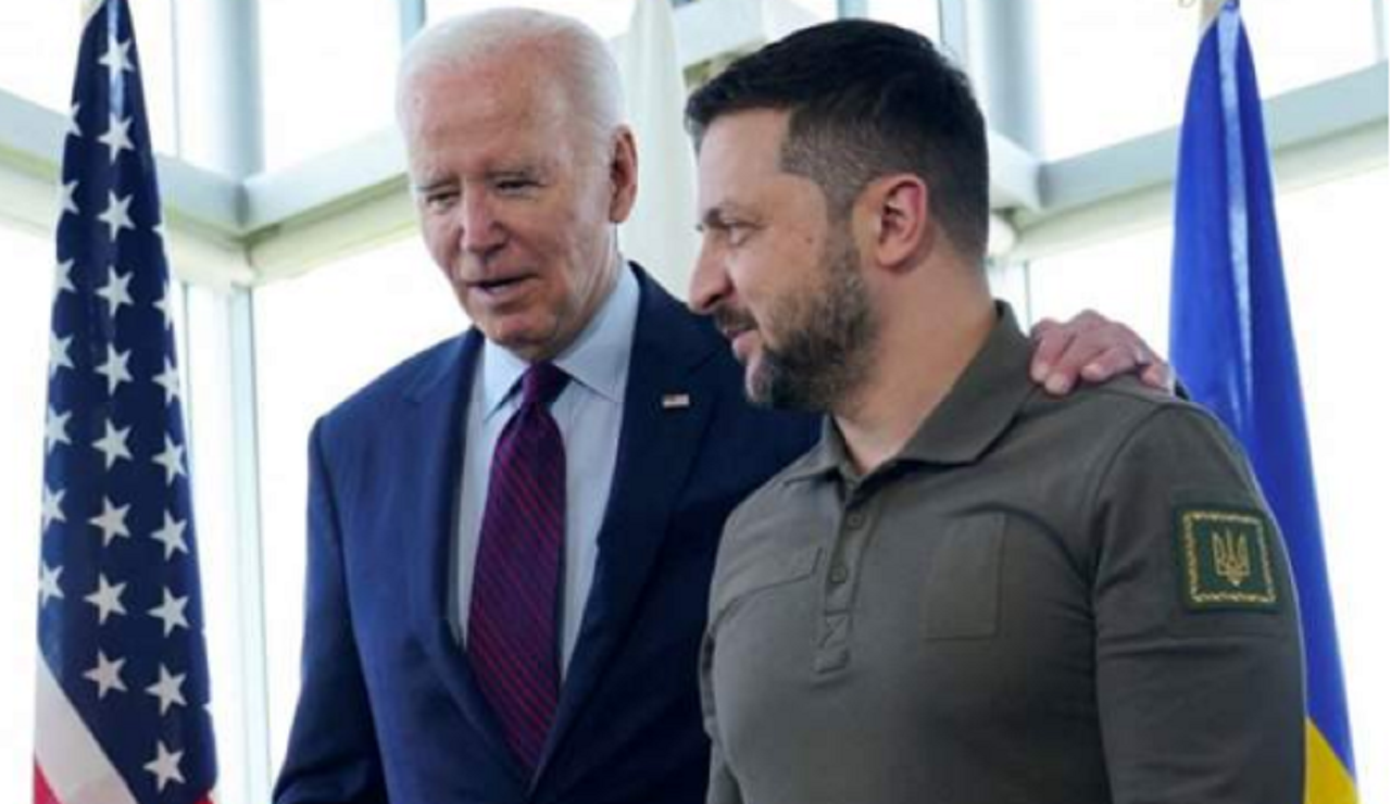 Shtëpia e Bardhë: Biden do jetë i sinqertë me Zelenskyn gjatë takimit në samitin e NATO-s