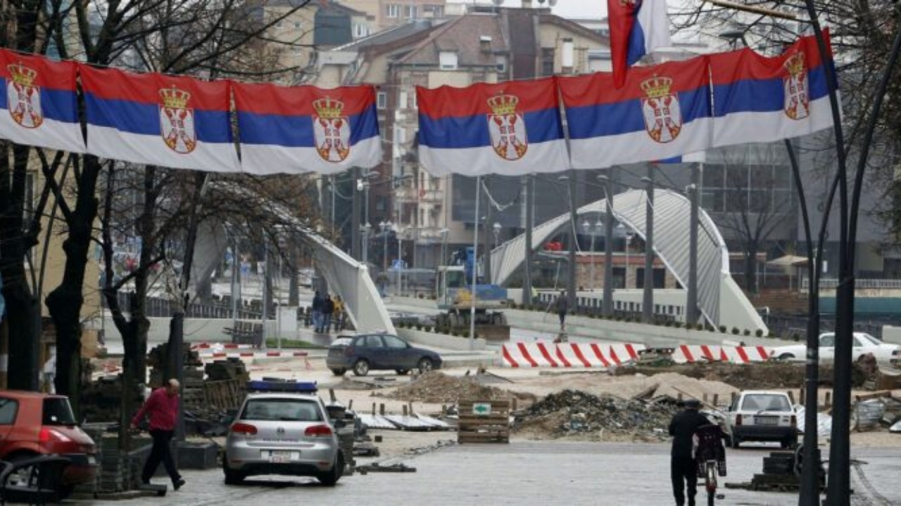 Peticioni serb në veri! Serbët e Kosovës duan të shkarkojnë kryetarët shqiptarë