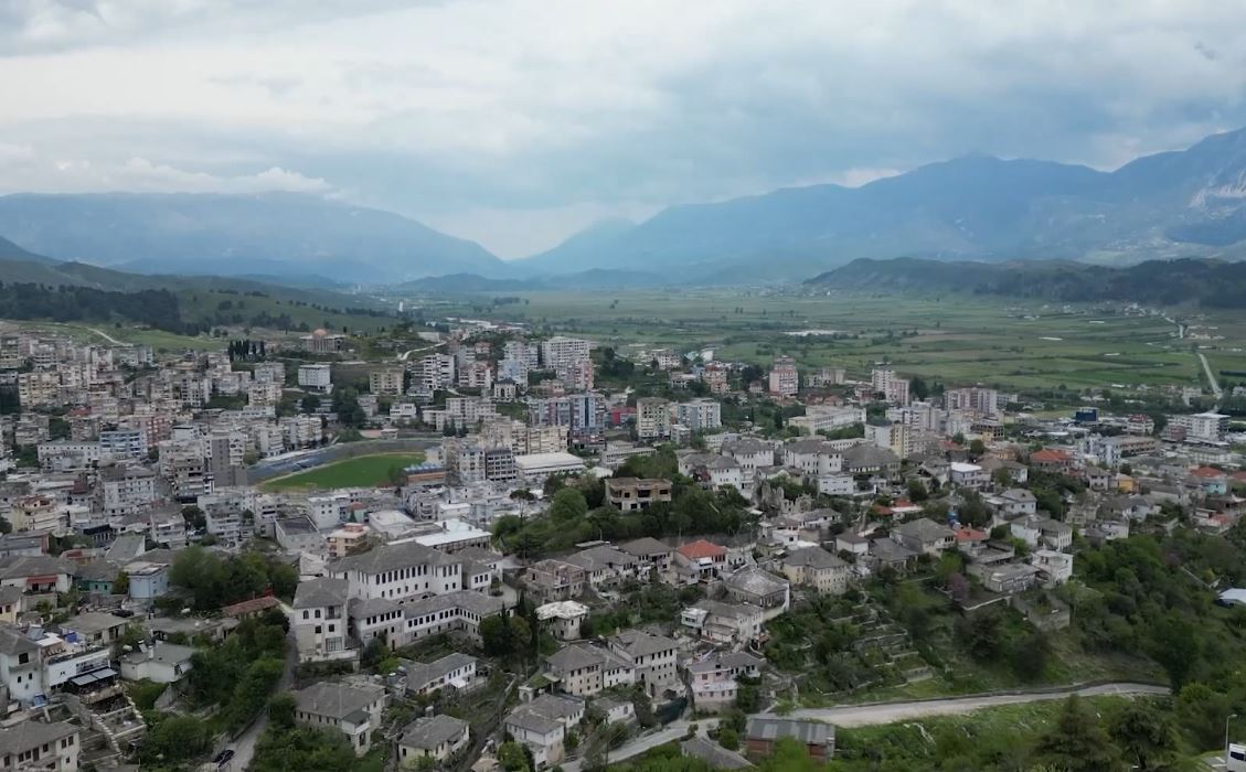 Gjirokastra, më pak fëmijë! Në Dropull vetëm tre lindje të reja në një vit. Të gjithë janë në emigrim