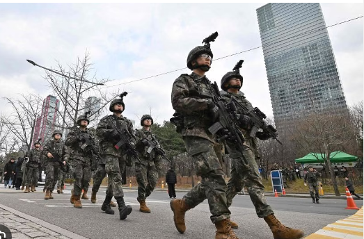 Korea e Jugut dënon 22 vjeçarin që la veten pa ngrënë për të shmangur shërbimin ushtarak (fotot)