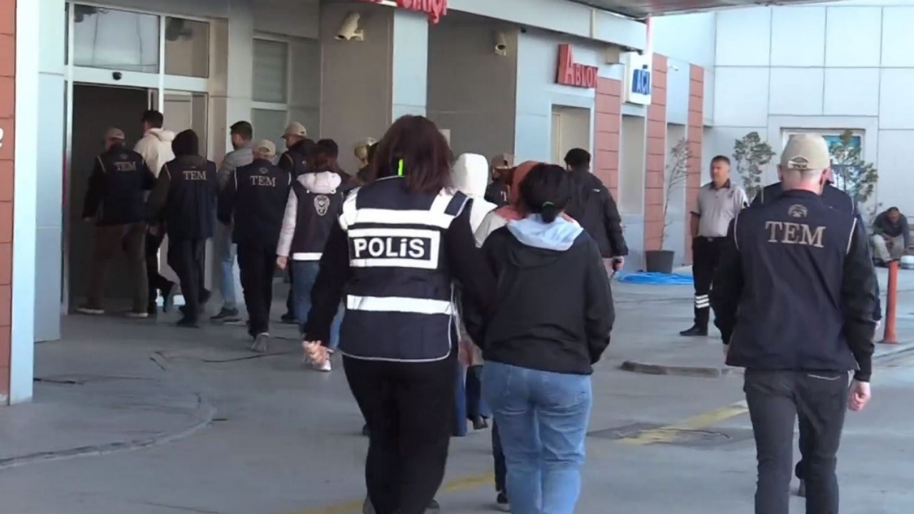 Dyshohet se kishin lidhje me organizatën  FETO   arrestohen 544 persona në Turqi