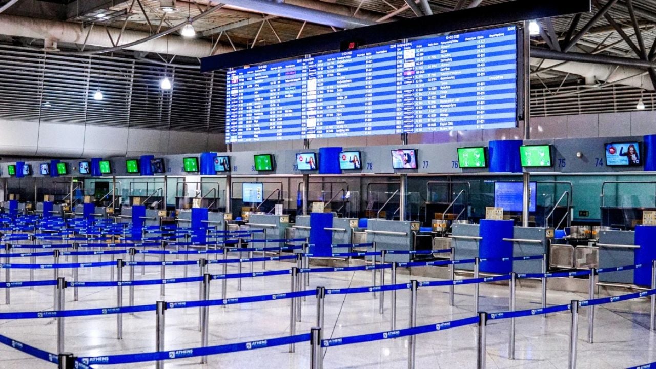 autoritetet-izraelite-udhezojne-100-mije-qytetaret-qe-duan-te-kthehen-mblidhuni-ne-athine-ose-lanarka-dhe-prisni-hapjen-e-aeroportit-ben-gurion