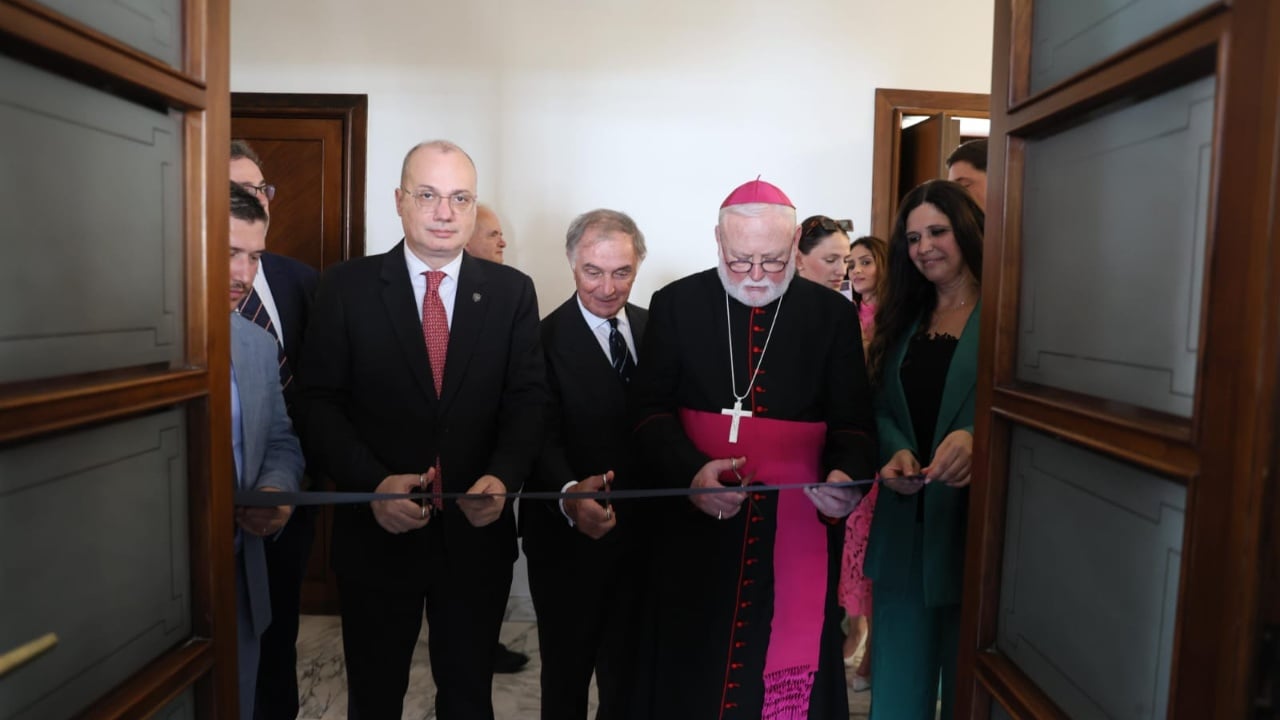 Inaugurohet selia e re e Ambasadës Shqiptare në Vatikan  ministri Hasani  Shtëpi e re e diplomacisë  në shërbim të urave për një botë më të paqtë e solidare 