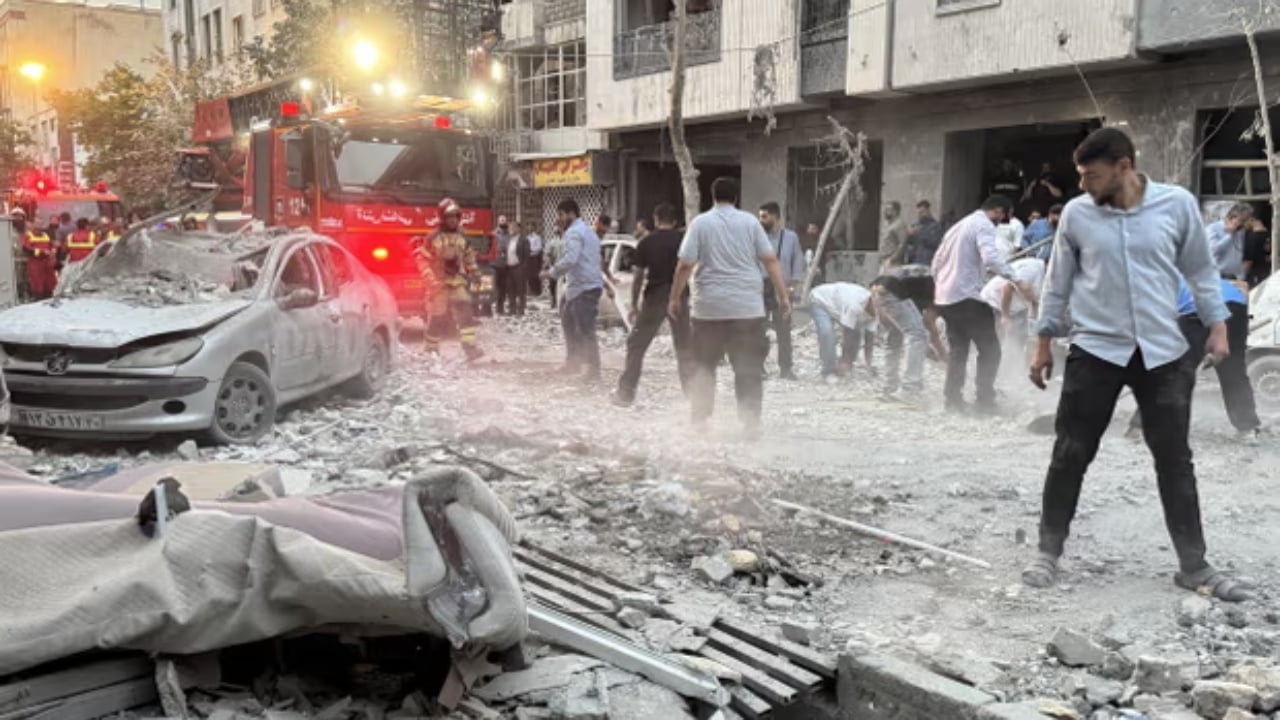  Shqetësim për atë që do të ndodhë më pas   iranianët përgatiten ndërsa lufta afrohet
