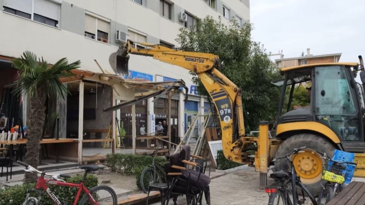 Fadroma ndërhyn për të liruar hapësirat publike në Shkodër, Rama publikon pamjet: Në funksion të cilësisë së hapësirave komunitare