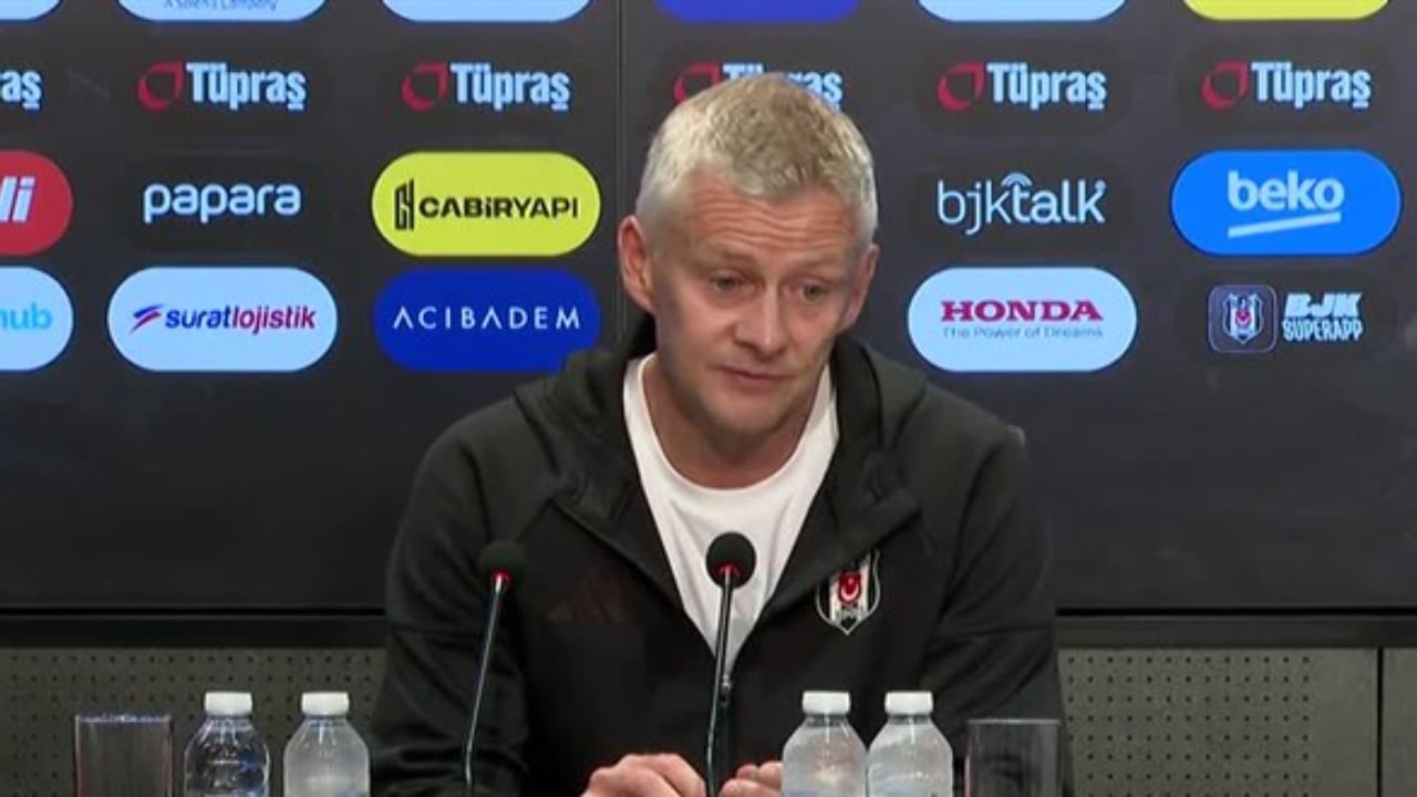 eliminimi-i-turpshem-nga-skuadra-zvicerane-beshiktashi-i-ernest-mucit-shkarkon-menjehere-trajnerin-qe-beri-buje-te-manchester-united
