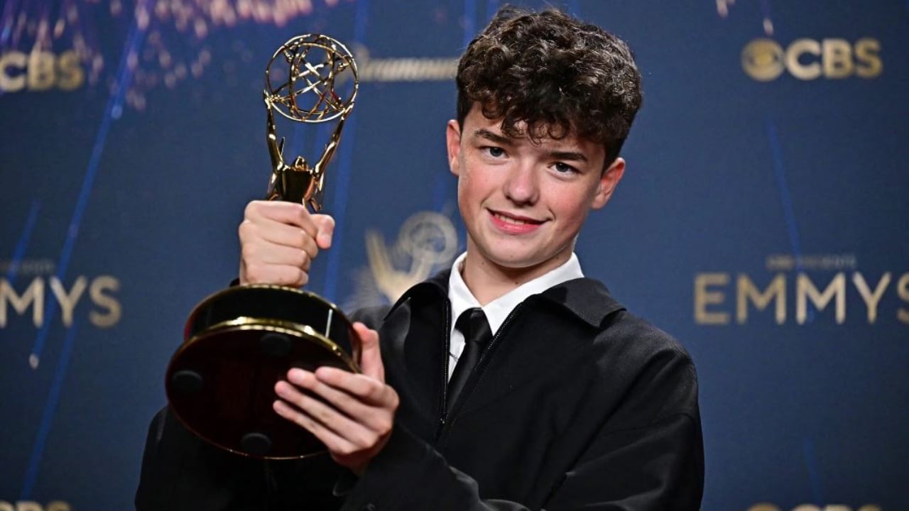 owen-cooper-i-serialit-adolescence-fituesi-me-i-ri-ne-historine-e-cmimeve-emmy