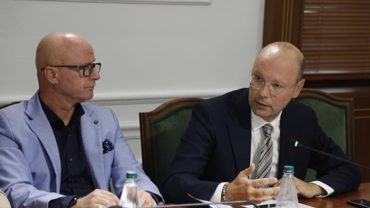  Berisha dhe Meta u trajtuan me njëanshmëri nga SPAK   ja si përgjigjet Altin Dumani në Komisionin e Ligjeve