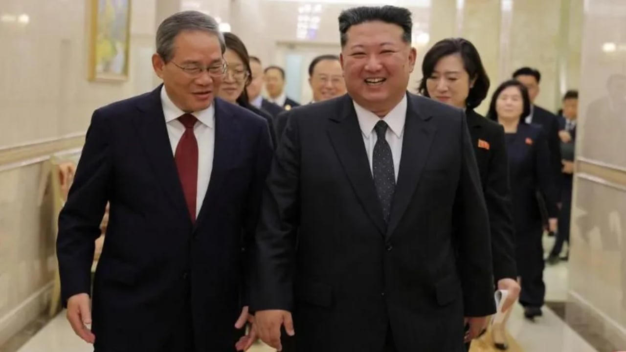 Përvjetori i 80 të i partisë në pushtet  Kim Jong Un përgëzon prestigjin ndërkombëtar të Koresë së Veriut