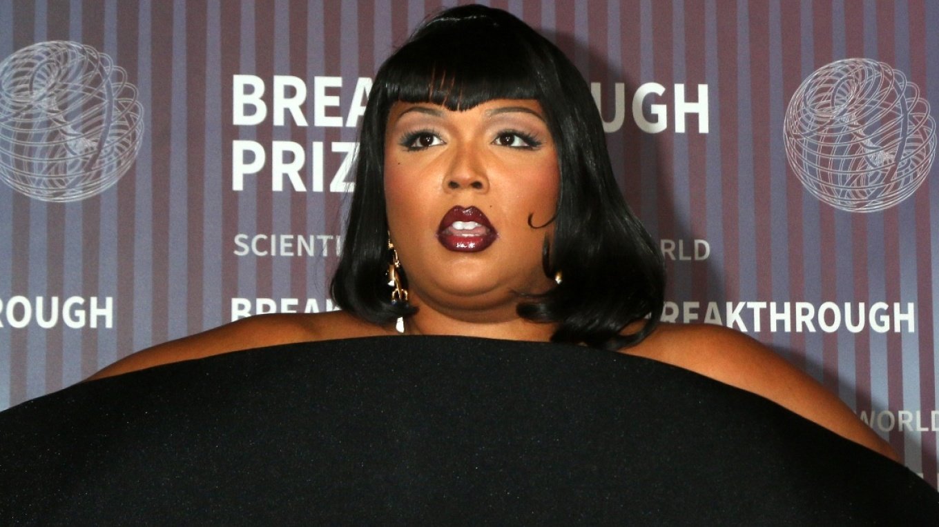 Lizzo  përballet me një padi për shkelje të të drejtave të autorit