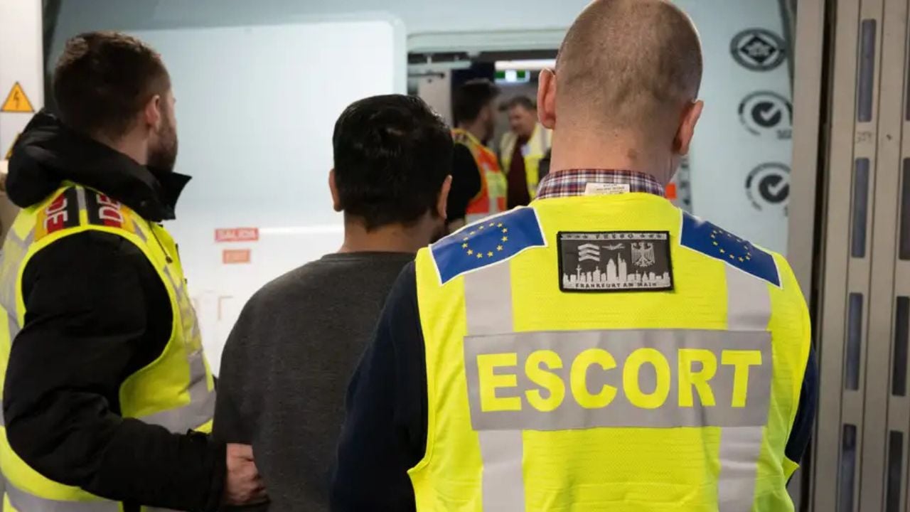 debati-per-debimet-nga-gjermania-merz-lufta-ne-siri-ka-mbaruar-nuk-ka-asnje-arsye-per-azil