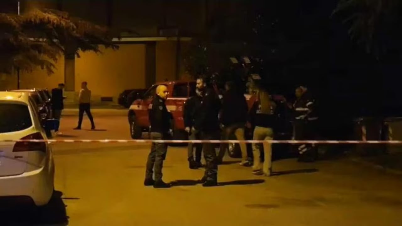 Katër të plagosur në një përplasje me armë në Udine  dy në gjendje kritike  Dyshohet për larje hesapesh mes familjeve