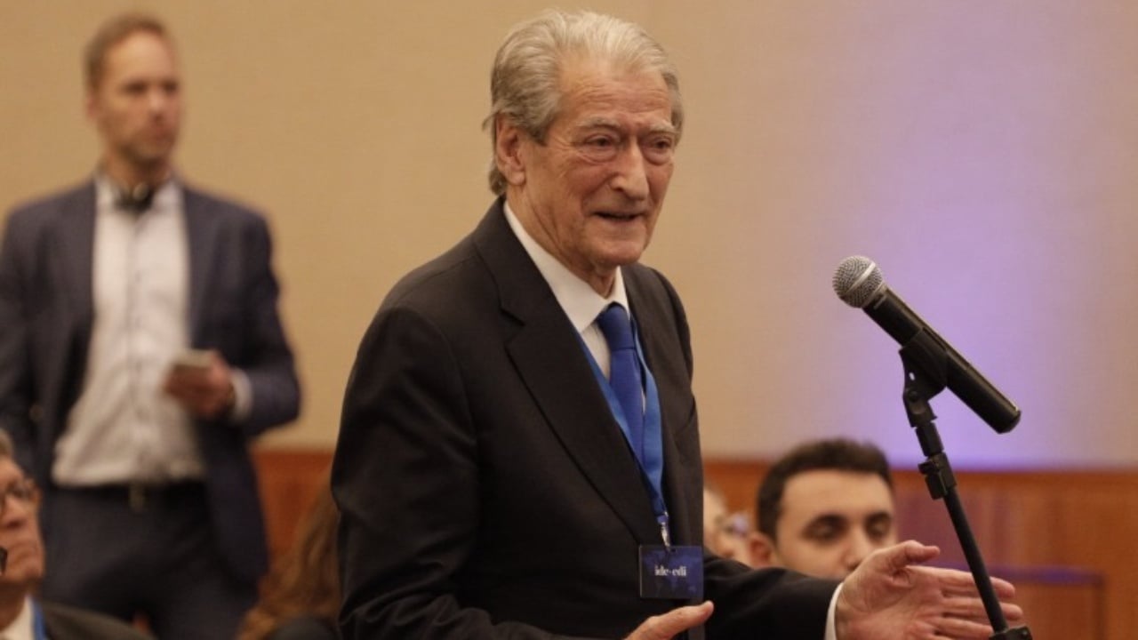 Miratimi i rezolutës së CDI  Berisha  Do të luftojmë kundër kësaj situate  ekonomia po shkatërrohet