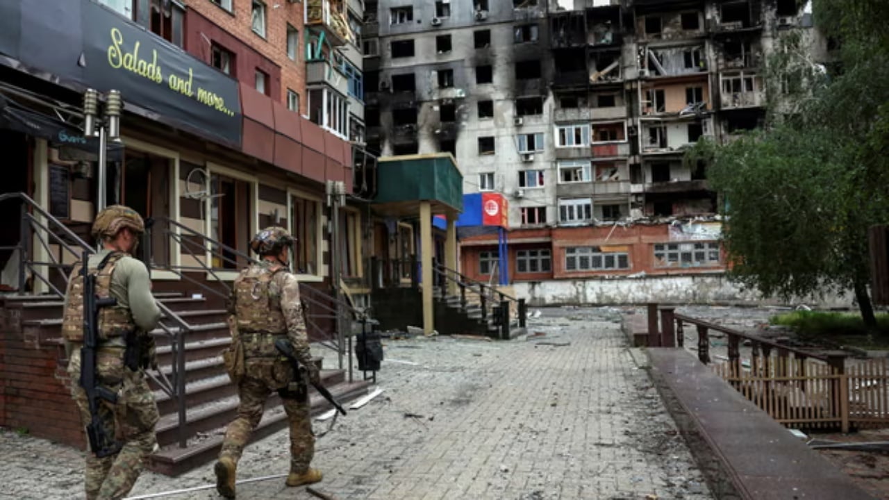 Lufta në Ukrainë  Beteja për Pokrovskun vazhdon  Rusia pretendon avancimin në qytet  ukrainasit e mohojnë