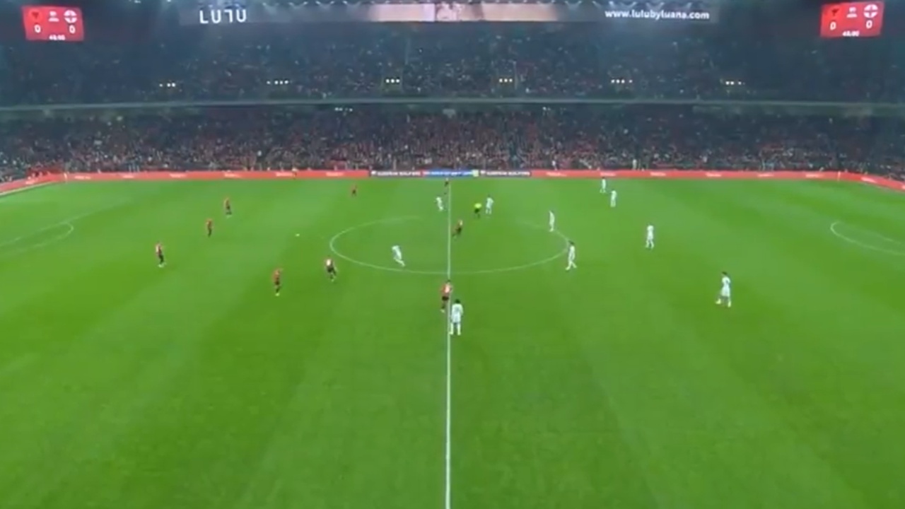 Live Shqipëri Angli  Pjesë e dytë  zjarr   portierët bëhen protagonistë