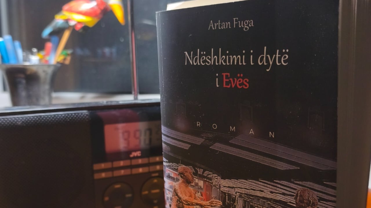 panairi-i-librit-autori-me-i-mire-i-vitit-shpallet-akademiku-artan-fuga-ja-si-u-ndane-cmimet-e-tjera