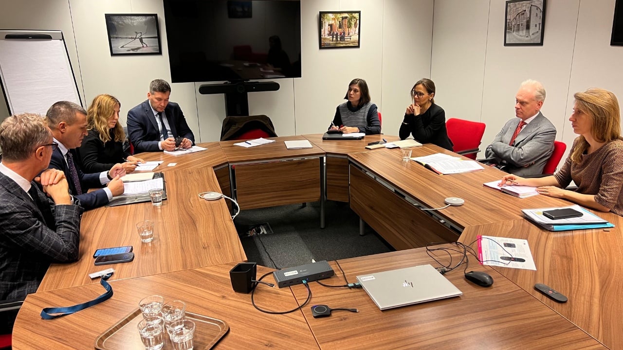 vizita-dy-ditore-e-dumanit-ne-bruksel-ambasadori-gonzato-be-mbeshtetese-e-forte-e-spak-ut-ne-luften-kunder-korrupsionit