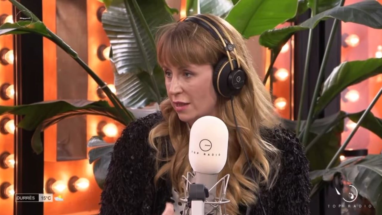 5-burra-te-martuar-me-kerkuan-takim-3-kishin-foto-me-grate-dhe-femijet-gazetarja-tregon-ne-wake-up-njeri-me-tha-se-partnerja-e-dinte