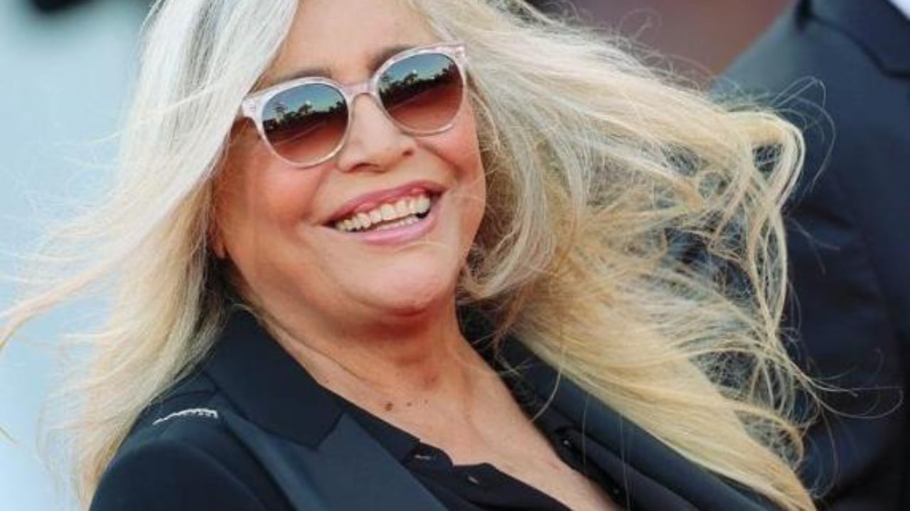 Mara Venier zbulon të panjohurat  nga kontaktet me regjisorin e filmave erotikë te dhimbja e fëmijës së humbur me Arbore