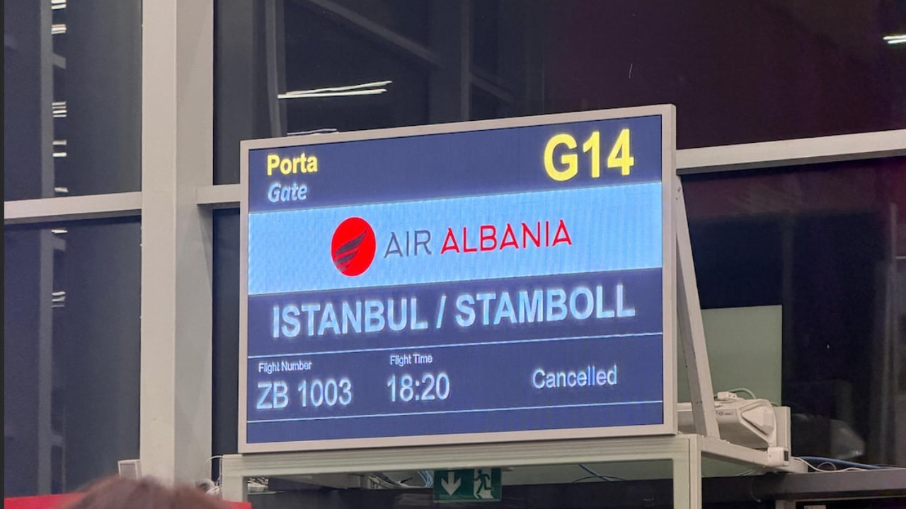 air-albania-anulon-fluturimin-kombetarja-kuqezi-rrezikon-ndeshjet-e-planifikuara-ndaj-turqise