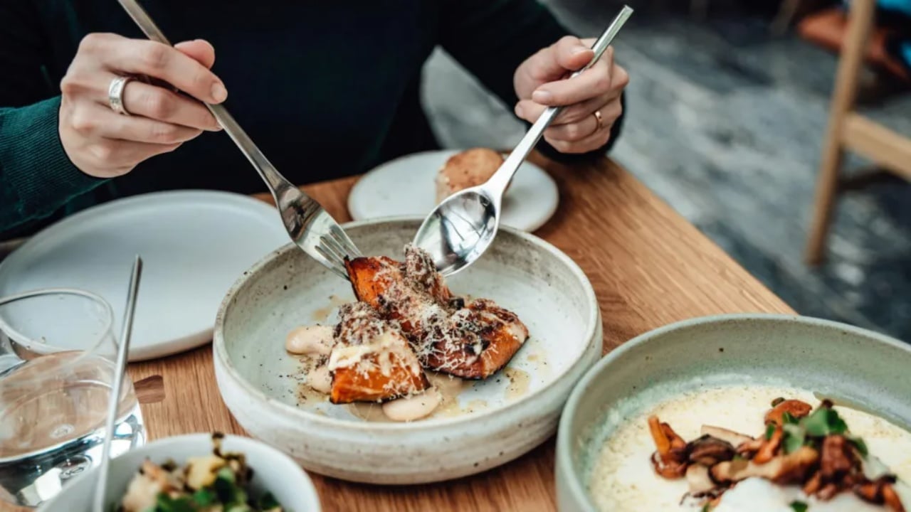  Paguaj vetëm me foto në rrjete sociale   E pëson keq influencerja e njohur  nuk pagoi faturat në restorante luksoze