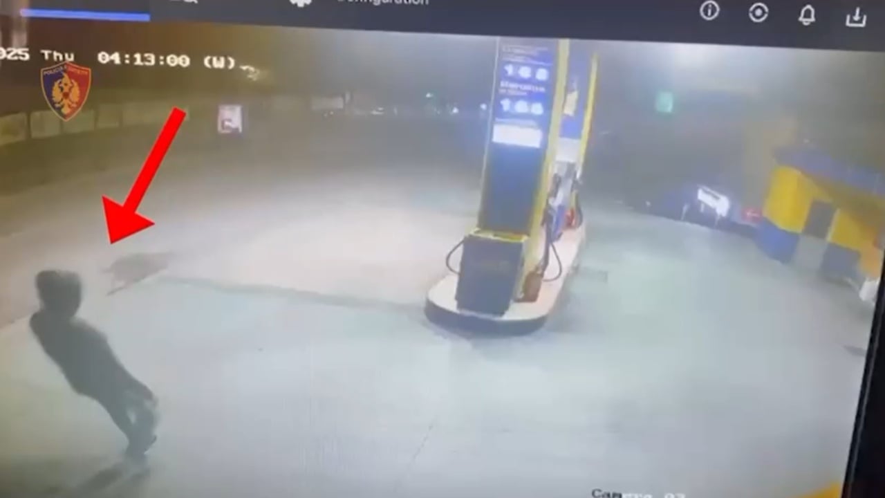 Vodhi një automjet dhe gjatë tentativës për t u larguar përplasi dy makina të tjera të parkuara  kapet 35 vjeçari në Tiranë