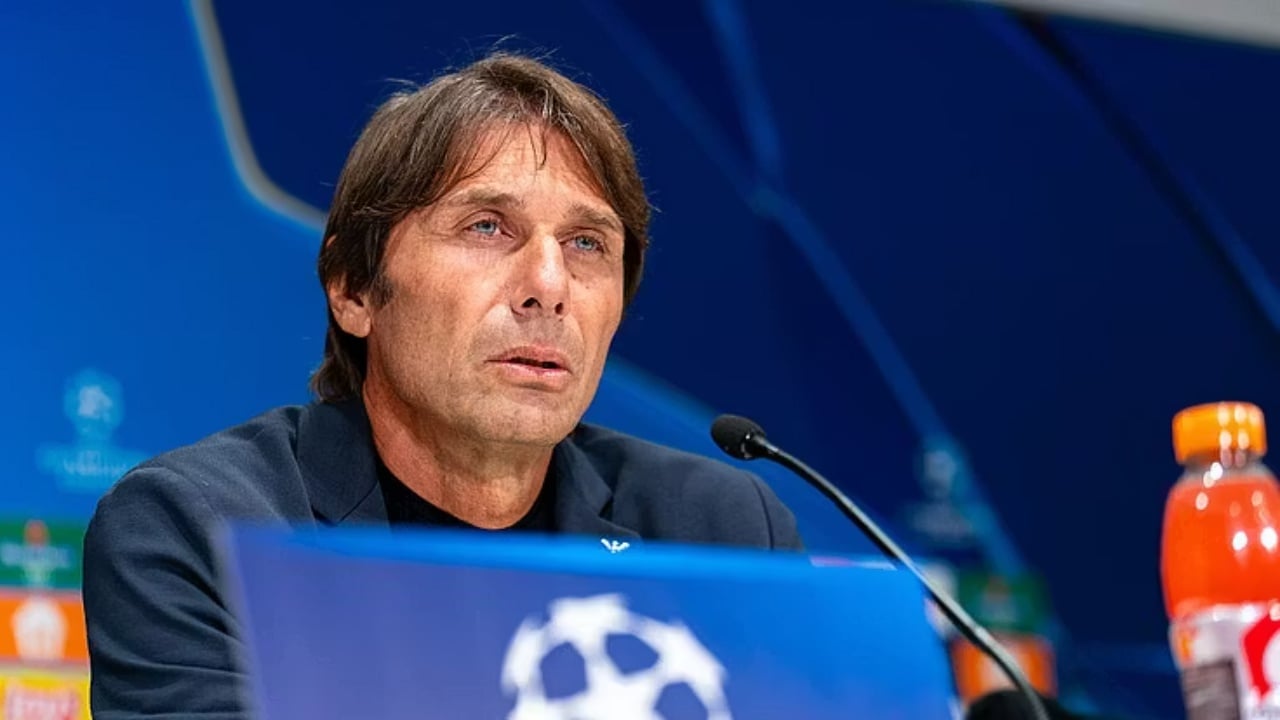 napoli-ne-alarm-para-qarabagut-conte-kerkon-helmetat-ne-ndeshjen-vendimtare-te-liges-se-kampioneve-na-duhet-intensitet