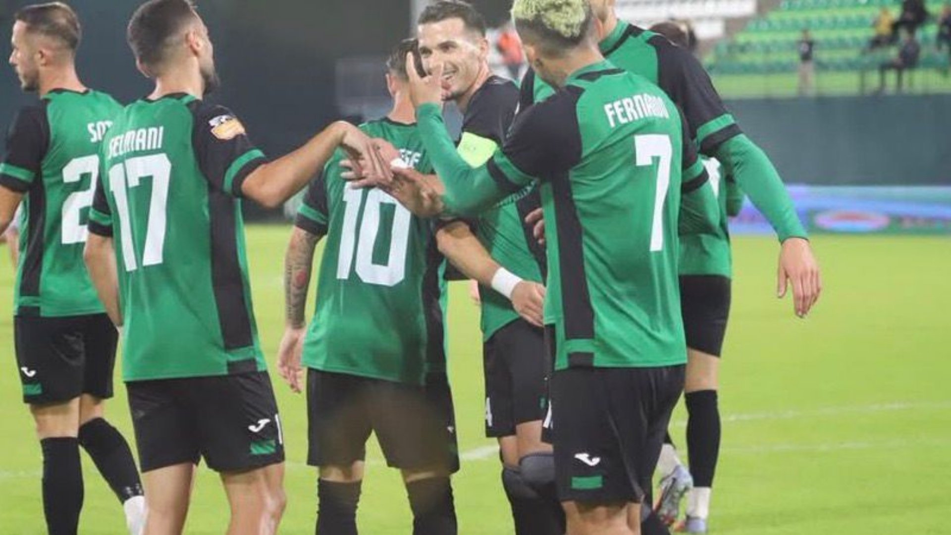 egnatia-me-5-yje-rrogozhinasit-dhurojme-show-kunder-bylisit-ne-shtepi