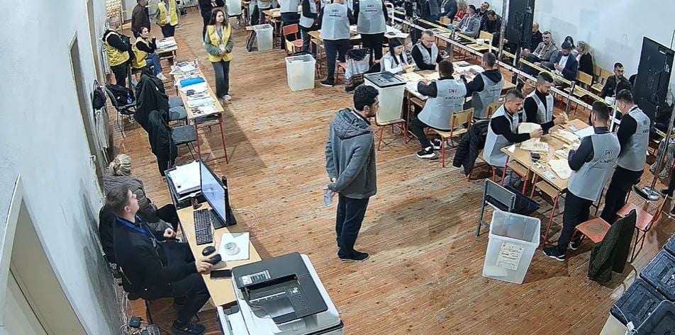 Nis numërimi i votave edhe në Cërrik