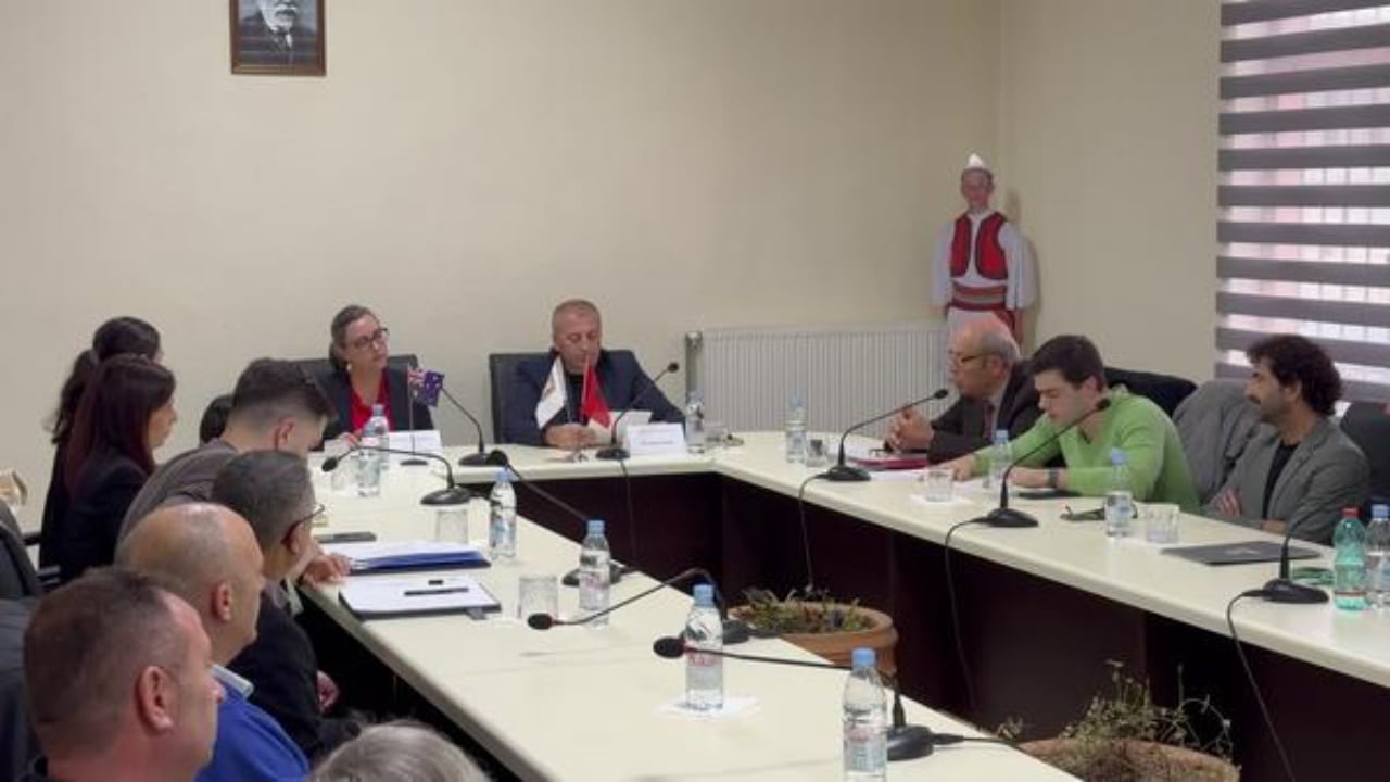 projekt-pilot-kunder-zjarreve-devolli-behet-bashkia-e-pare-me-teknologji-paralajmerimi-te-hershem