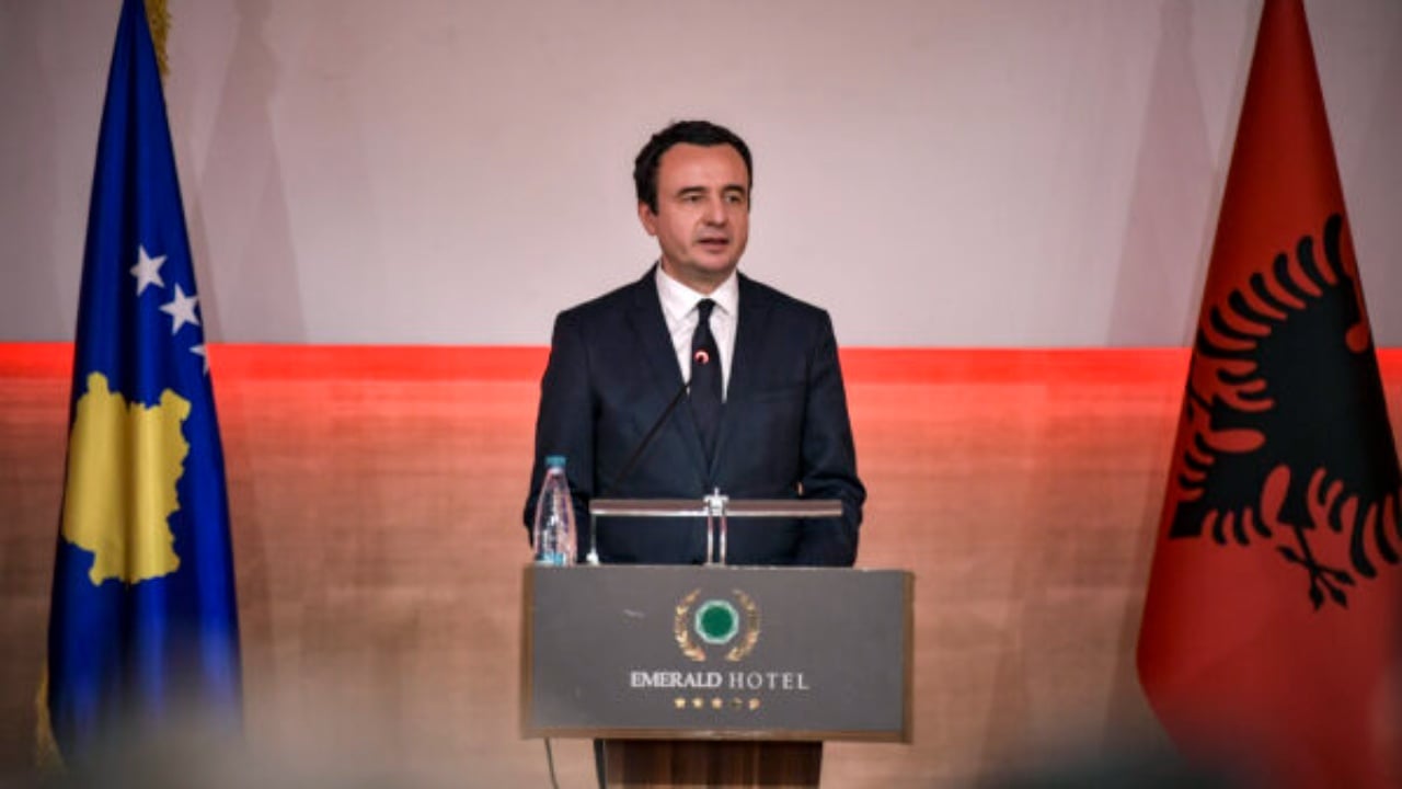 113 vite Pavarësi  Kurti uron shqiptarët kudo në botë  Gëzofshi 28 Nëntorin  Ditën e Flamurit