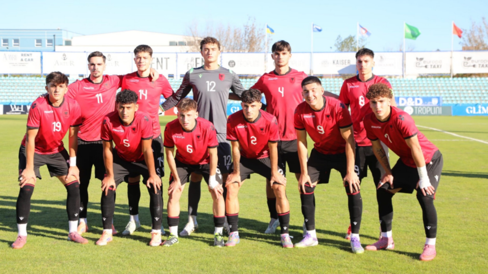 euro-2026-per-19-vecaret-kombetarja-u-dorezua-ndaj-ukraines-ne-sfiden-e-pare-kualifikuese