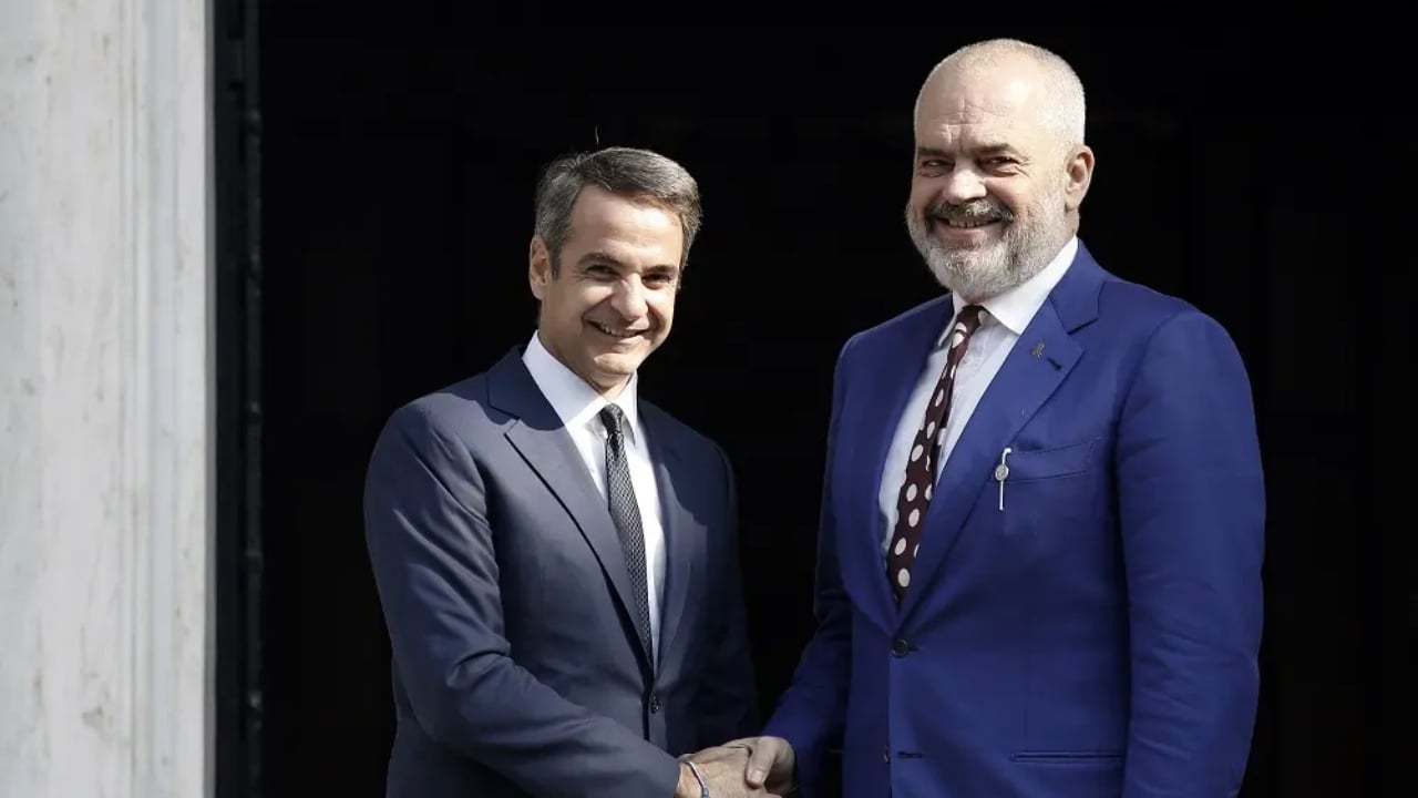 Takim i rëndësishëm diplomatik Shqipëri Greqi më 16 dhjetor  Zbulohen temat  e nxehta  që do të diskutohen