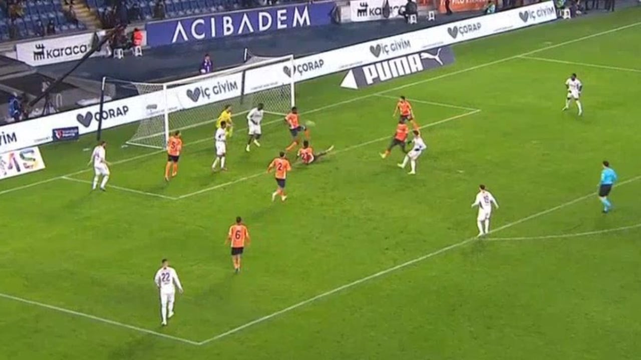 Video  Ernest Muçi është magjik  sulmuesi shqiptar shënon dy gola dhe i jep fitoren Trabzonsporit në minutën e 101 të