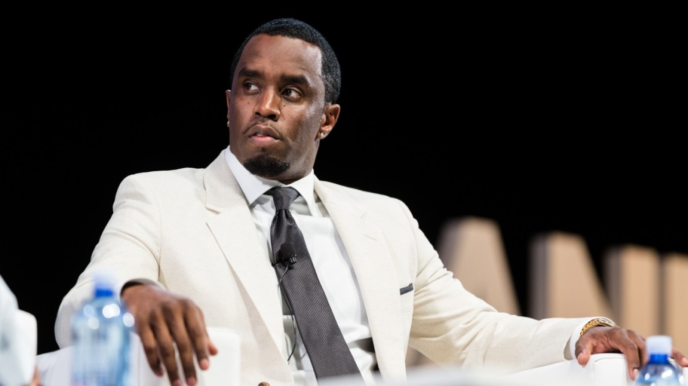 Diddy kapet duke pirë alkool në burg  pavarësisht premtimeve për maturi dhe ndryshim