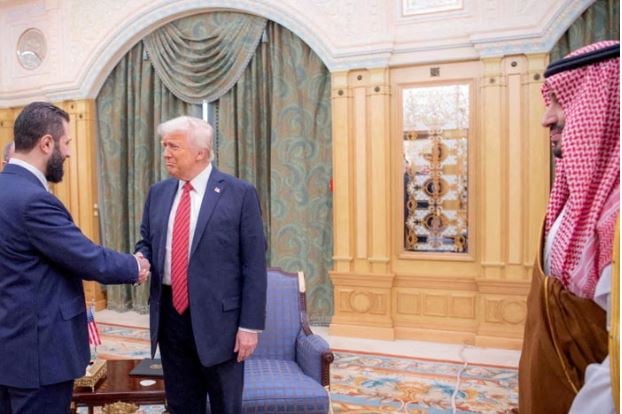SHBA ja heq sanksionet ndaj presidentit sirian Ahmed al Sharaa përpara takimit me Trump të hënën