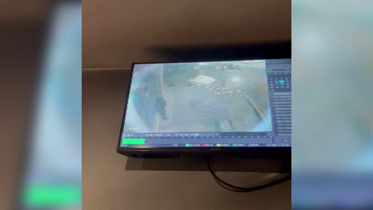 video-i-maskuar-dhe-me-shishen-e-benzines-ne-deren-e-biznesit-si-autori-i-maskuar-i-vuri-flaken-mobilierise