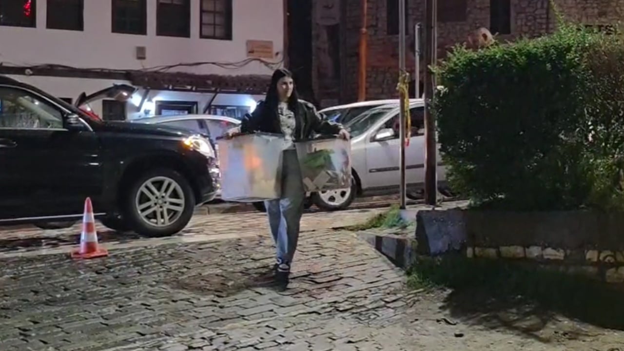 mbyllja-e-procesit-te-votimit-ne-5-bashki-kutite-drejt-qendrave-te-numerimit-ja-sa-ishte-pjesemarrja-totale-e-votuesve