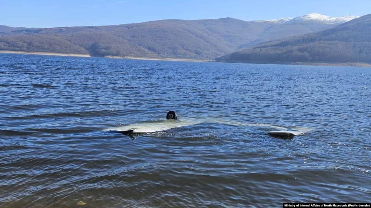 Rrëzohet avioni në Maqedoninë e Veriut  lëndohen dy shqiptarë