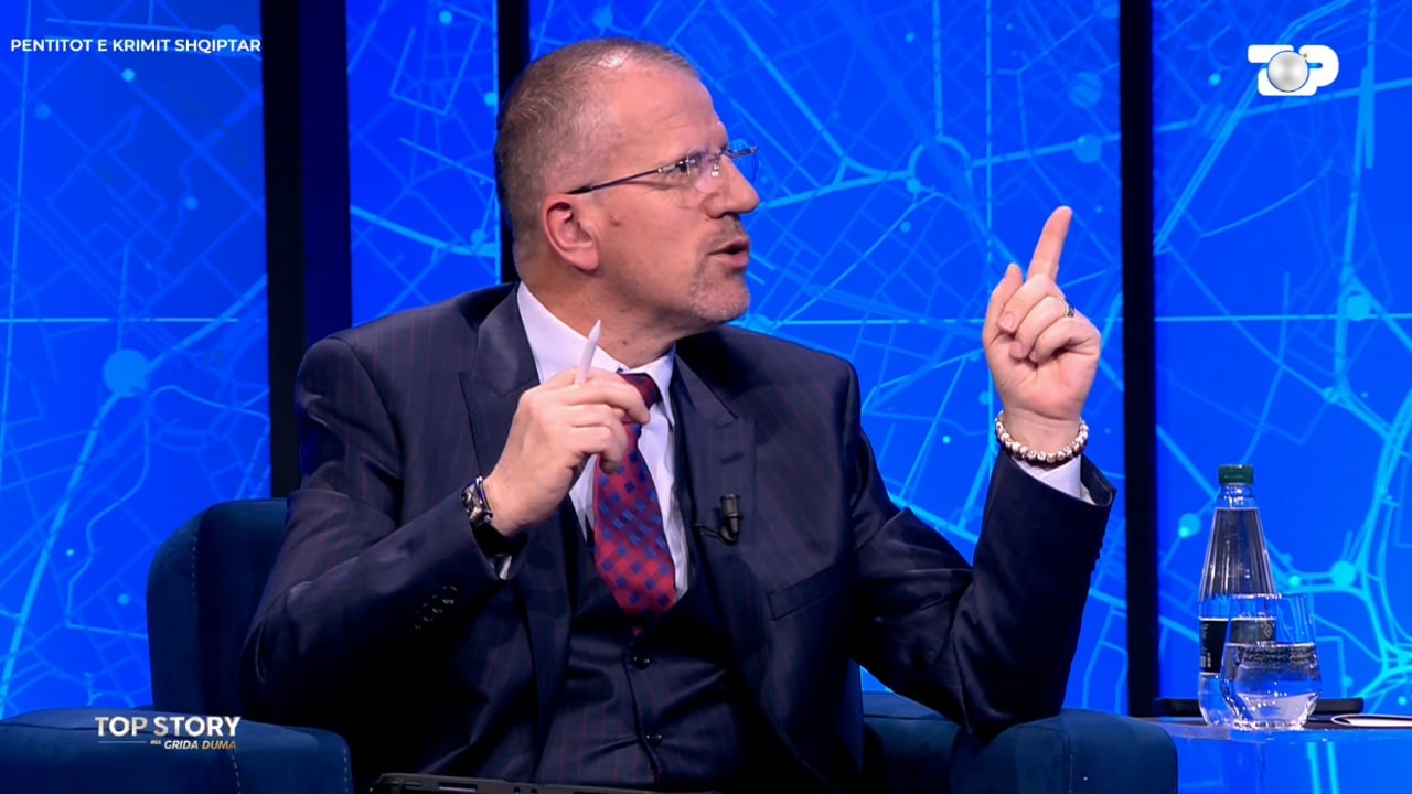  Mbi 15 burgime të përjetshme në shpatulla   ish kreu i Krimeve të Rënda në  Top Story   Bashkëpunëtorët e drejtësisë  favor për Shqipërinë
