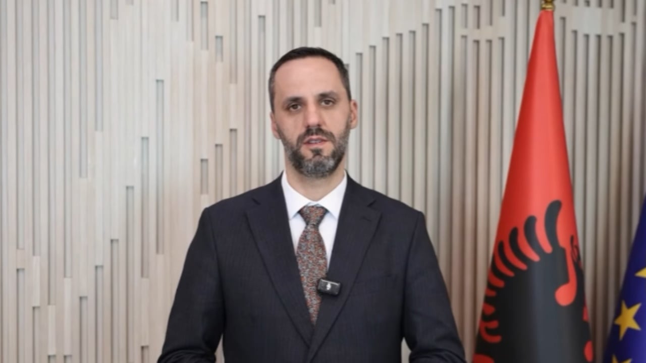 Qeveria bën amnisti në fundvit  300 të burgosur përfitojnë lirinë  900 të tjerë ulje dënimi