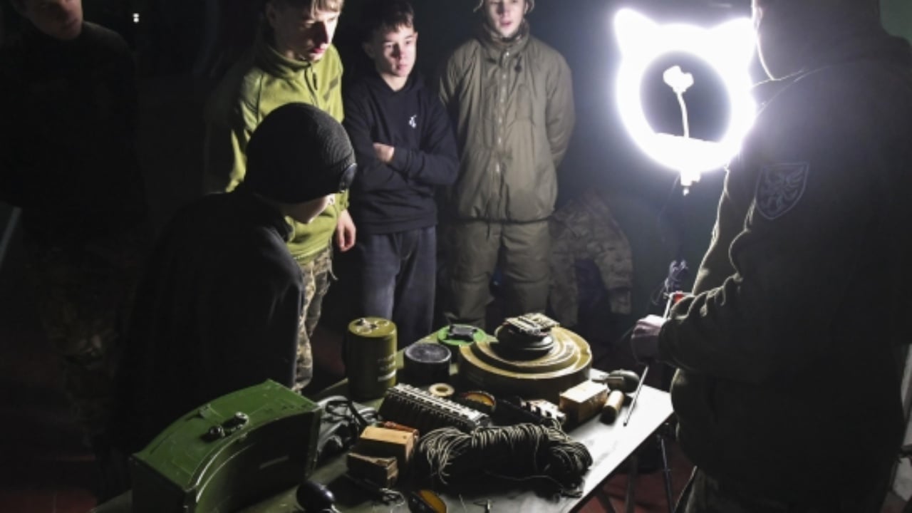 kievi-akuza-moskes-forcat-ruse-depertuan-ne-rajonin-e-sumy-t-dhe-rrembyen-rreth-50-civile