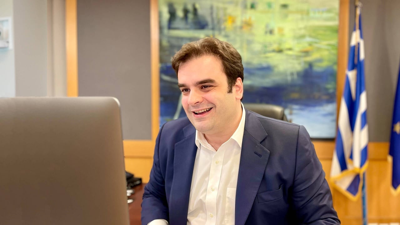 Sukses historik për Greqinë  ministri i Financave zgjidhet president i ri i Eurogroup