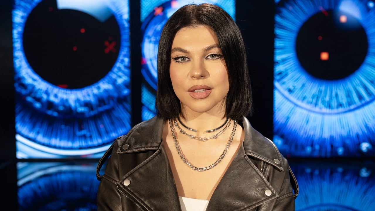 kengetare-tekstshkruese-dhe-kompozitore-lore-futet-ne-shtepine-e-big-brother-vip-5