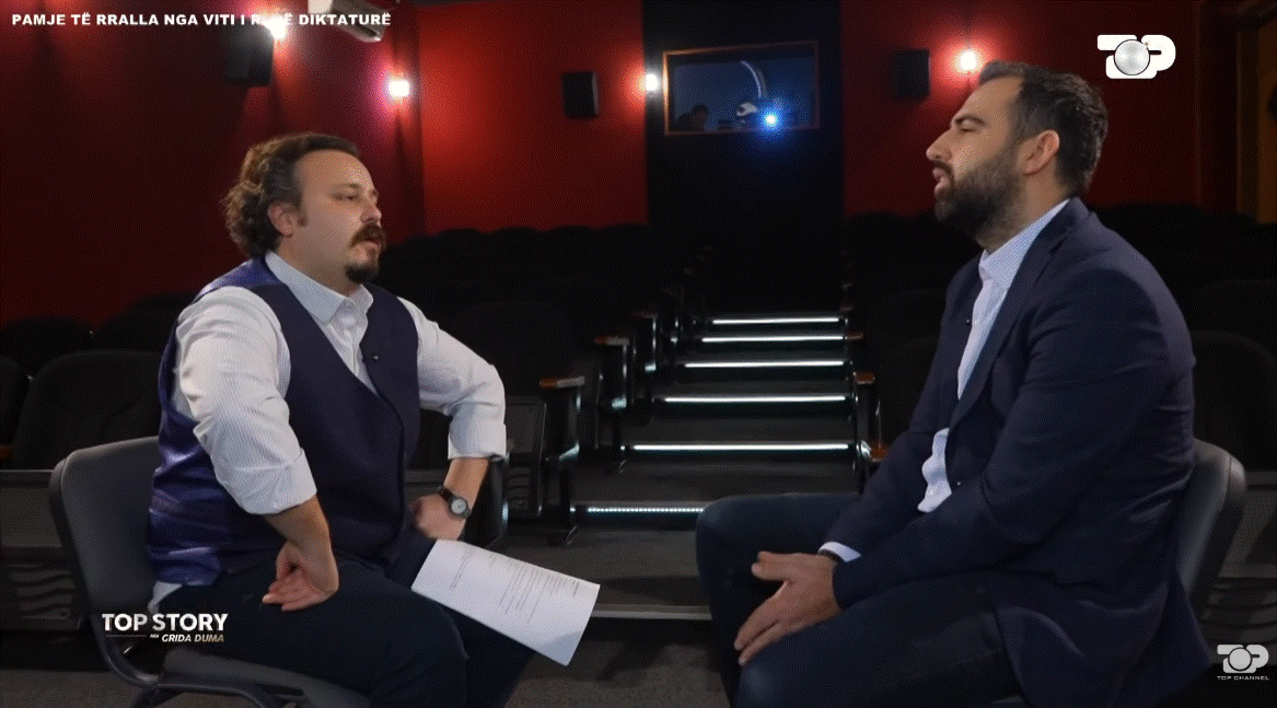 viti-i-ri-ne-komunizem-feste-e-thjeshte-por-me-zemren-plot-eljan-tanini-rrefen-cdo-familje-e-krishtere-i-festonte-krishtlindjet-ne-fshehtesi