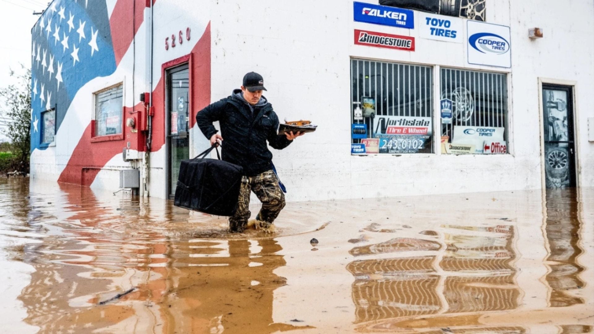 shira-permbytje-e-rreshqitje-dheu-ne-kaliforni-autoritetet-shpallin-gjendje-te-jashtezakonshme-ne-6-qarqe